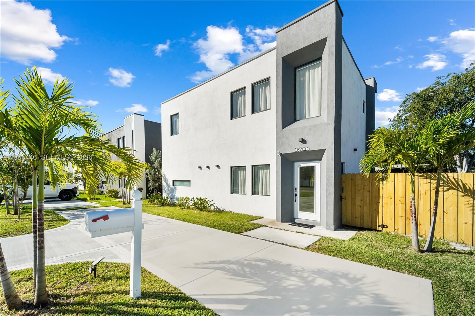 Real estate property located at 18700 117th Ave, Miami-dade, New So Miami Heights Sec, Miami, FL