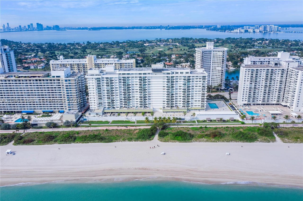 Real estate property located at 5601 Collins Ave #423, Miami-dade, The Pavilion Condo, Miami Beach, FL