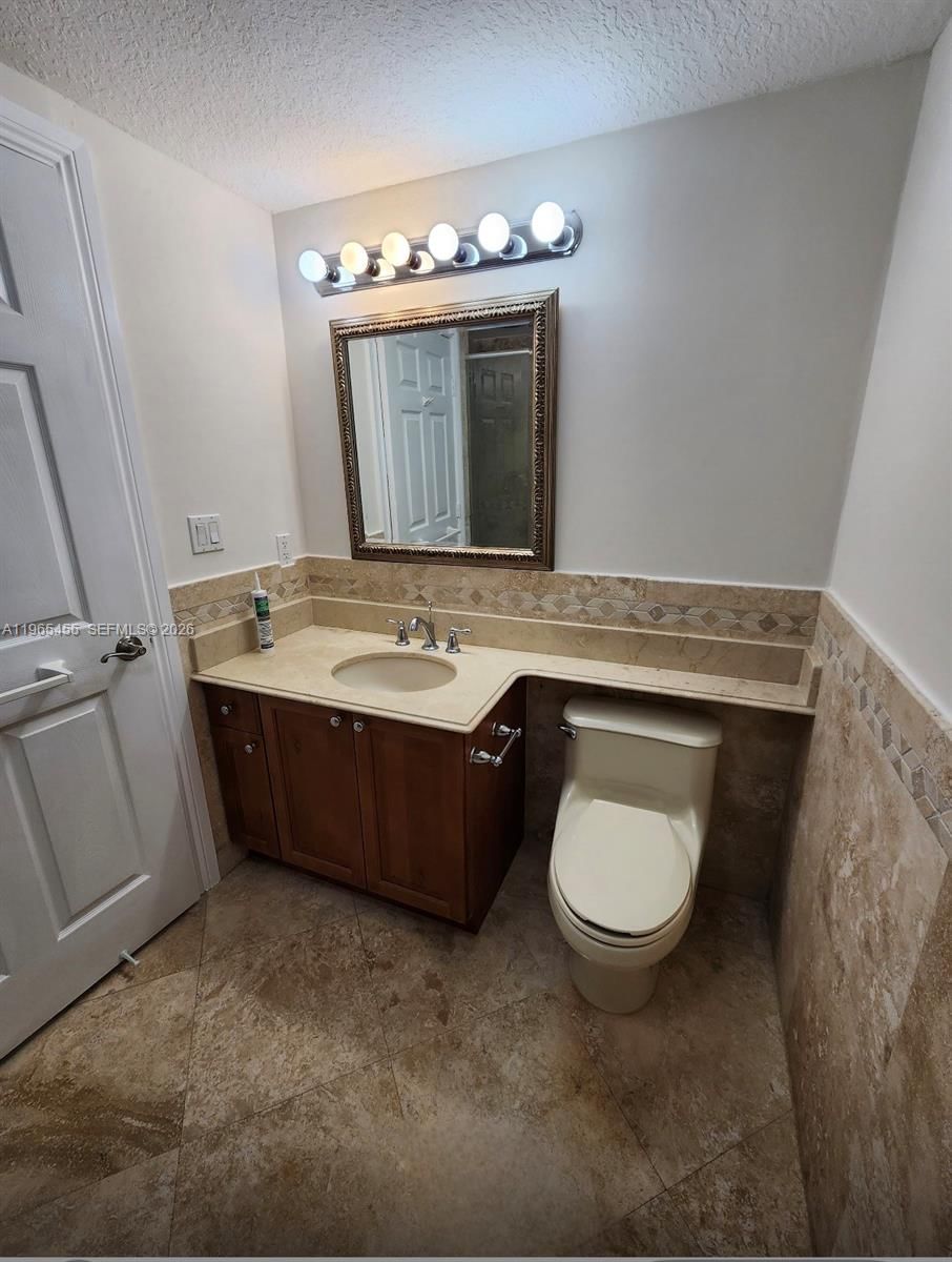 Real estate property located at 322 Madeira Ave #503, Miami-dade, Villa Isabella Condo, Coral Gables, FL