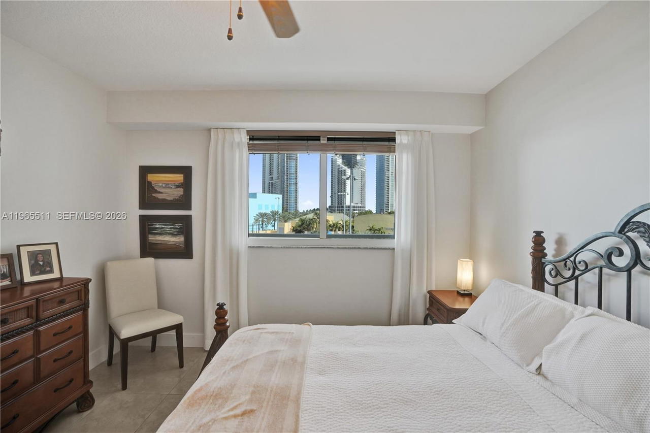 Real estate property located at 18100 Bay Rd #508, Miami-dade, Marina Bay Club Condo Hot, Sunny Isles Beach, FL