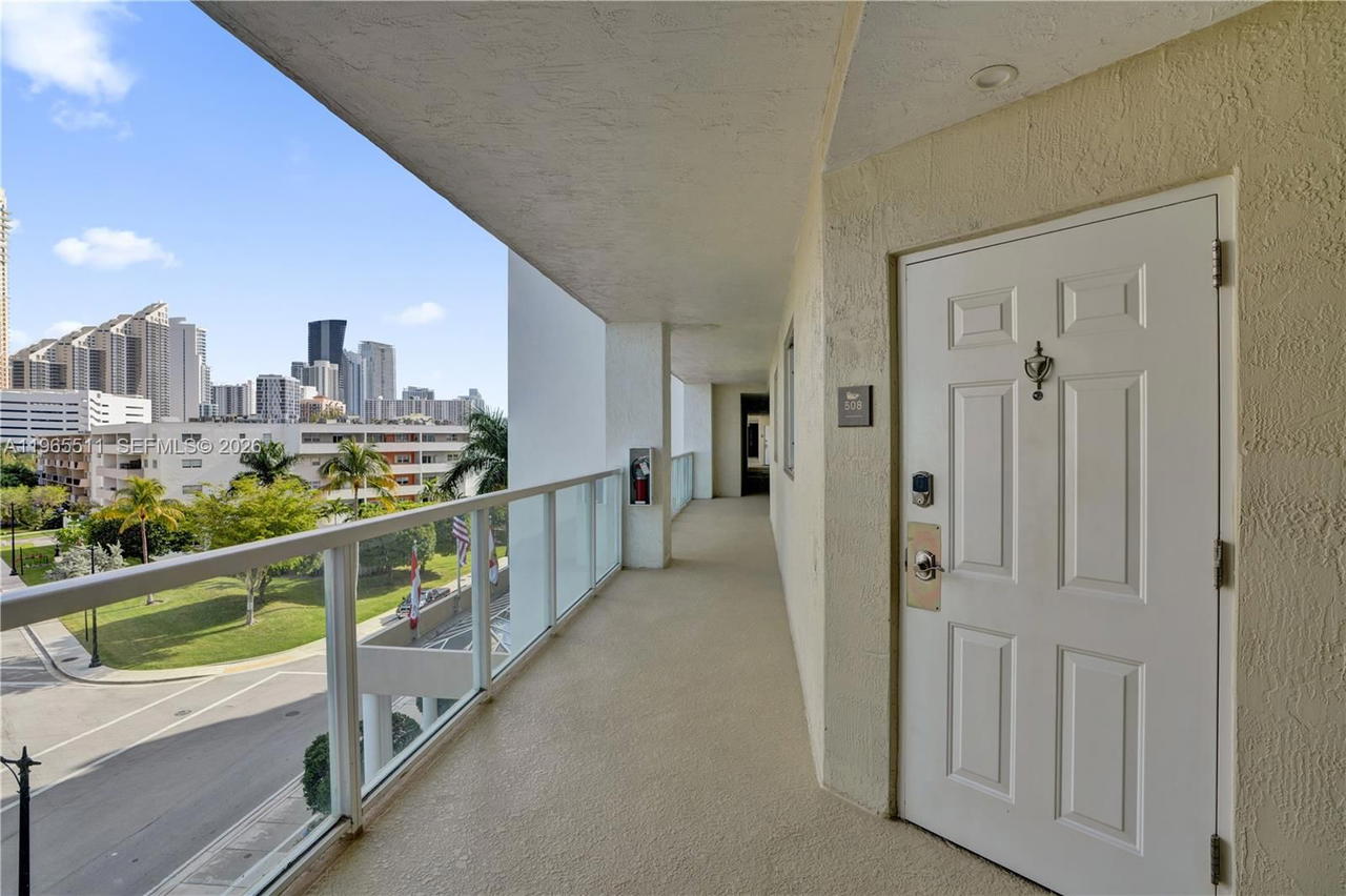 Real estate property located at 18100 Bay Rd #508, Miami-dade, Marina Bay Club Condo Hot, Sunny Isles Beach, FL