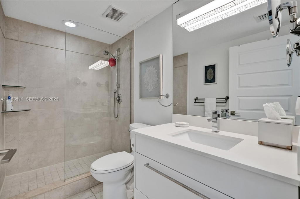 Real estate property located at 18100 Bay Rd #508, Miami-dade, Marina Bay Club Condo Hot, Sunny Isles Beach, FL