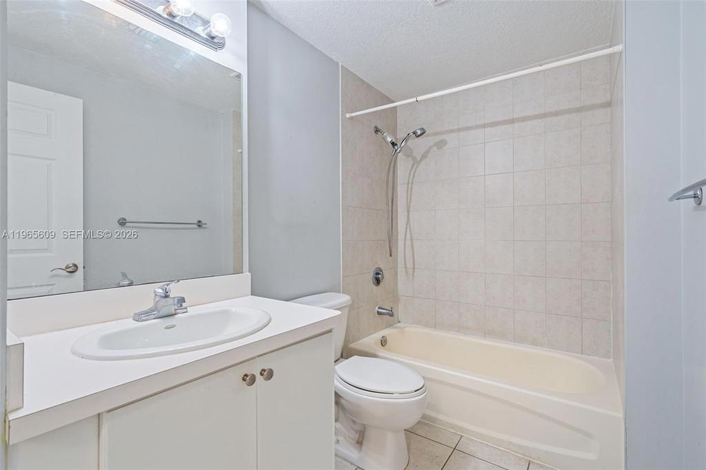 Real estate property located at 3410 Coral Way #904, Miami-dade, Emerald Plaza On Coral Way, Miami, FL