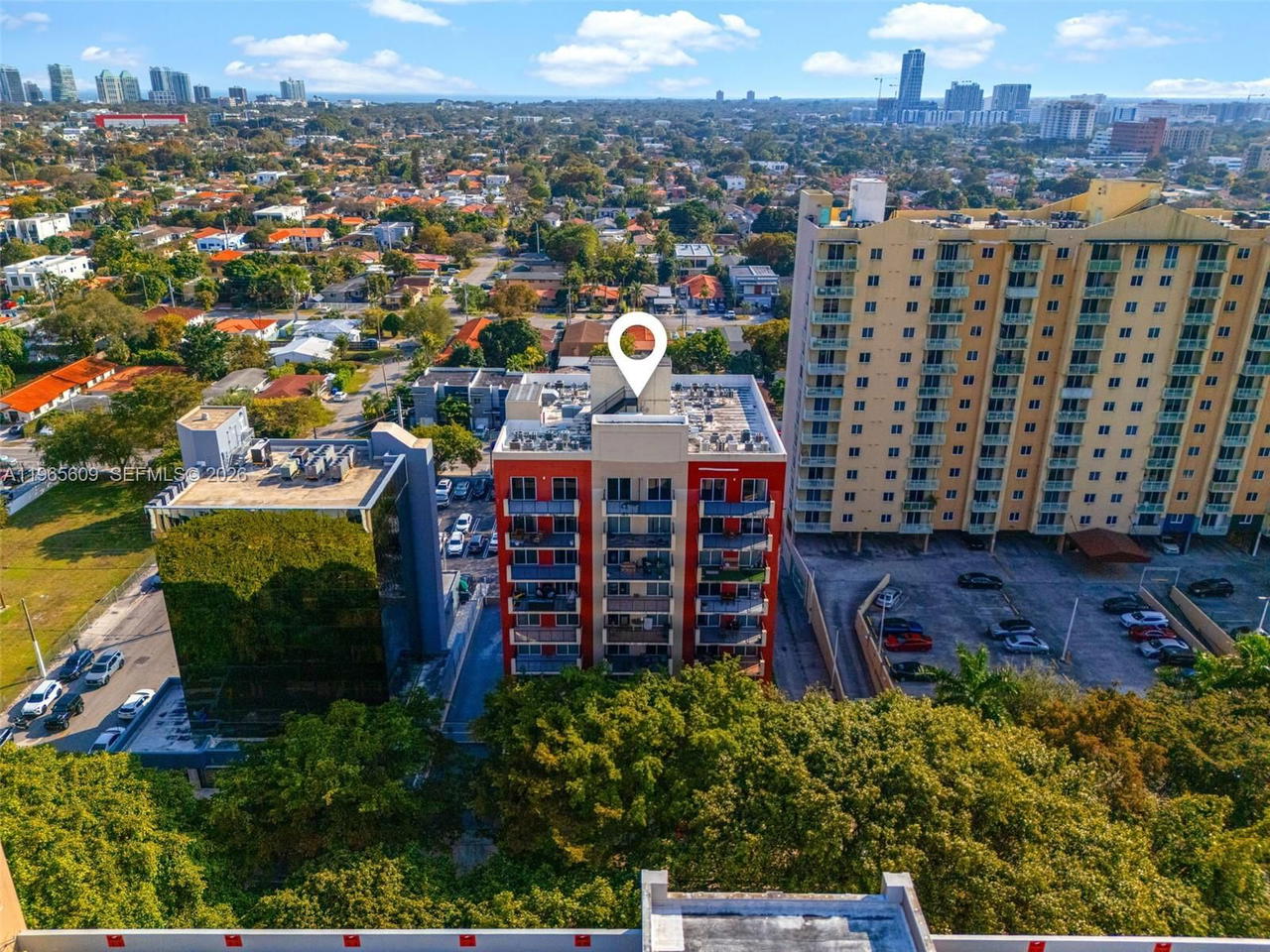 Real estate property located at 3410 Coral Way #904, Miami-dade, Emerald Plaza On Coral Way, Miami, FL