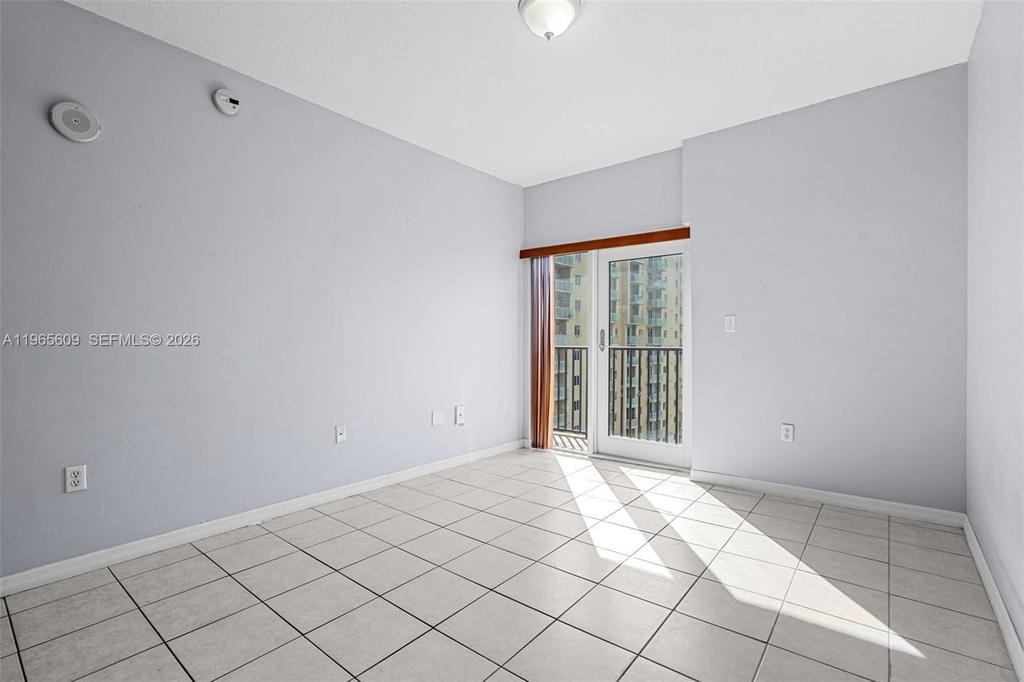 Real estate property located at 3410 Coral Way #904, Miami-dade, Emerald Plaza On Coral Way, Miami, FL