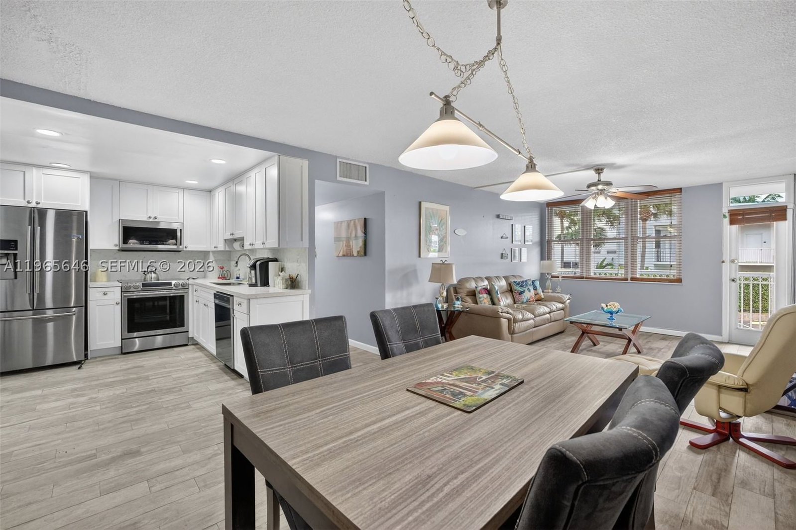 Real estate property located at 1913 Ocean Dr #209, Broward, Chelsea Bayview Condo, Hallandale Beach, FL