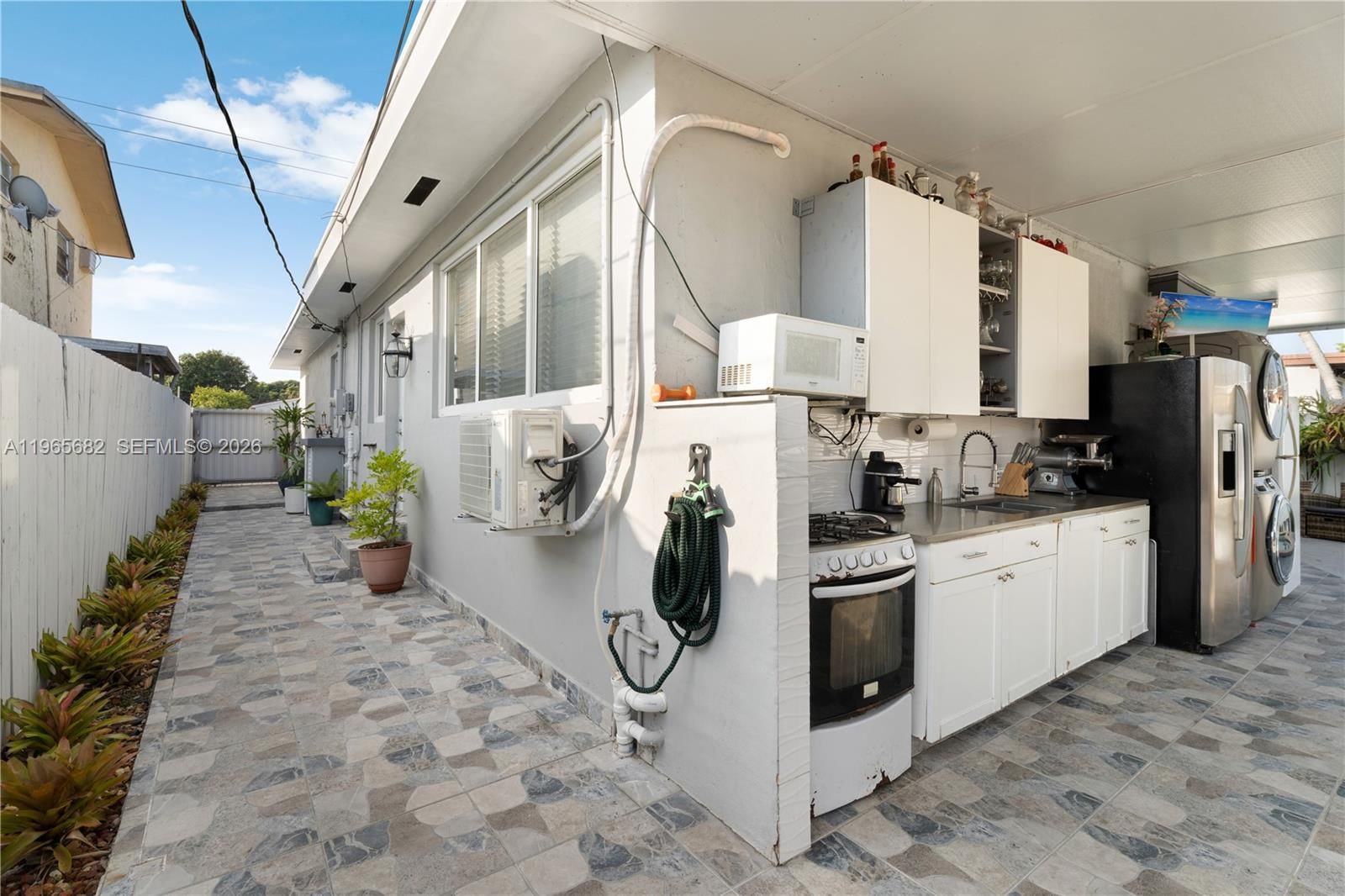 Real estate property located at 351 13th St, Miami-dade, Town Of Hialeah 1 Addn Am, Hialeah, FL