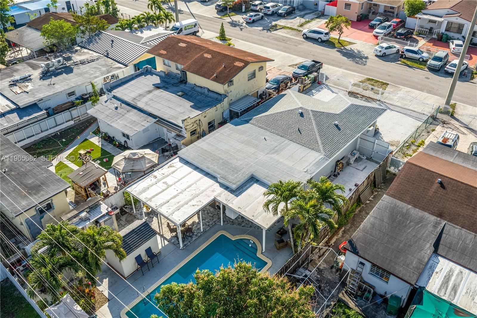 Real estate property located at 351 13th St, Miami-dade, Town Of Hialeah 1 Addn Am, Hialeah, FL