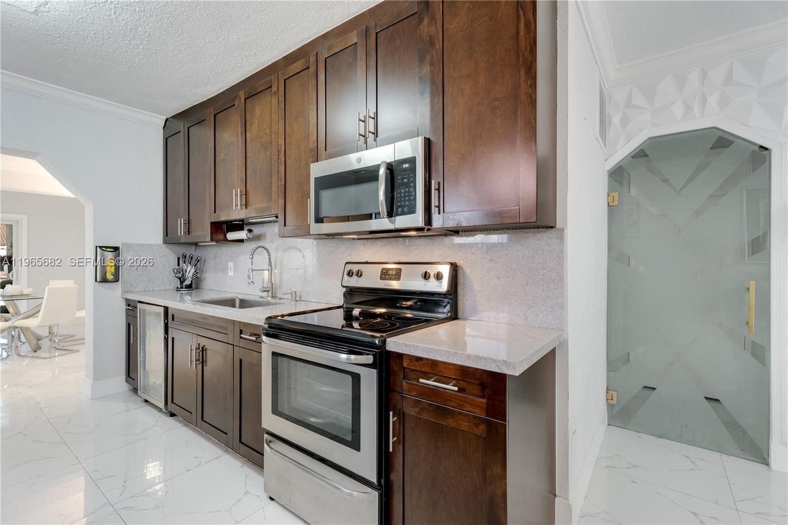 Real estate property located at 351 13th St, Miami-dade, Town Of Hialeah 1 Addn Am, Hialeah, FL