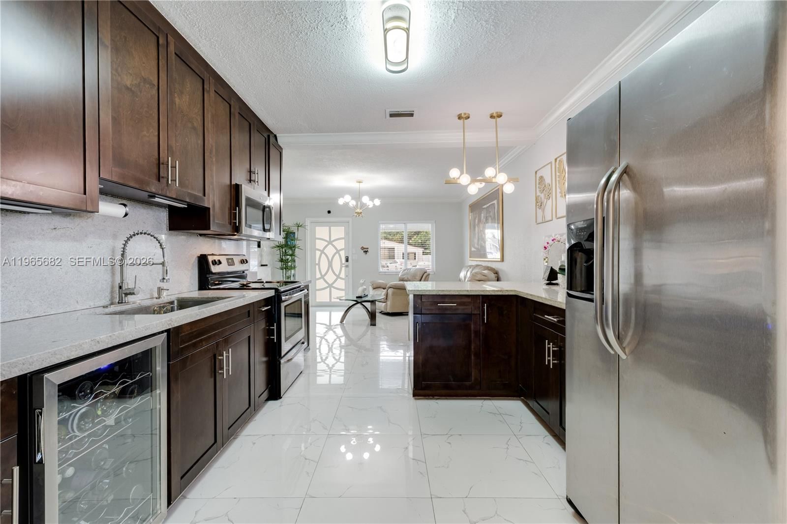 Real estate property located at 351 13th St, Miami-dade, Town Of Hialeah 1 Addn Am, Hialeah, FL