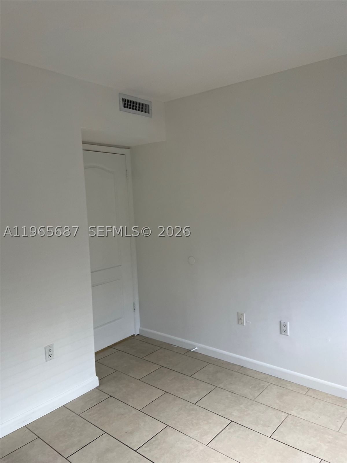 Real estate property located at 12645 91st St #202, Miami-dade, The Shamrock Condo, Miami, FL