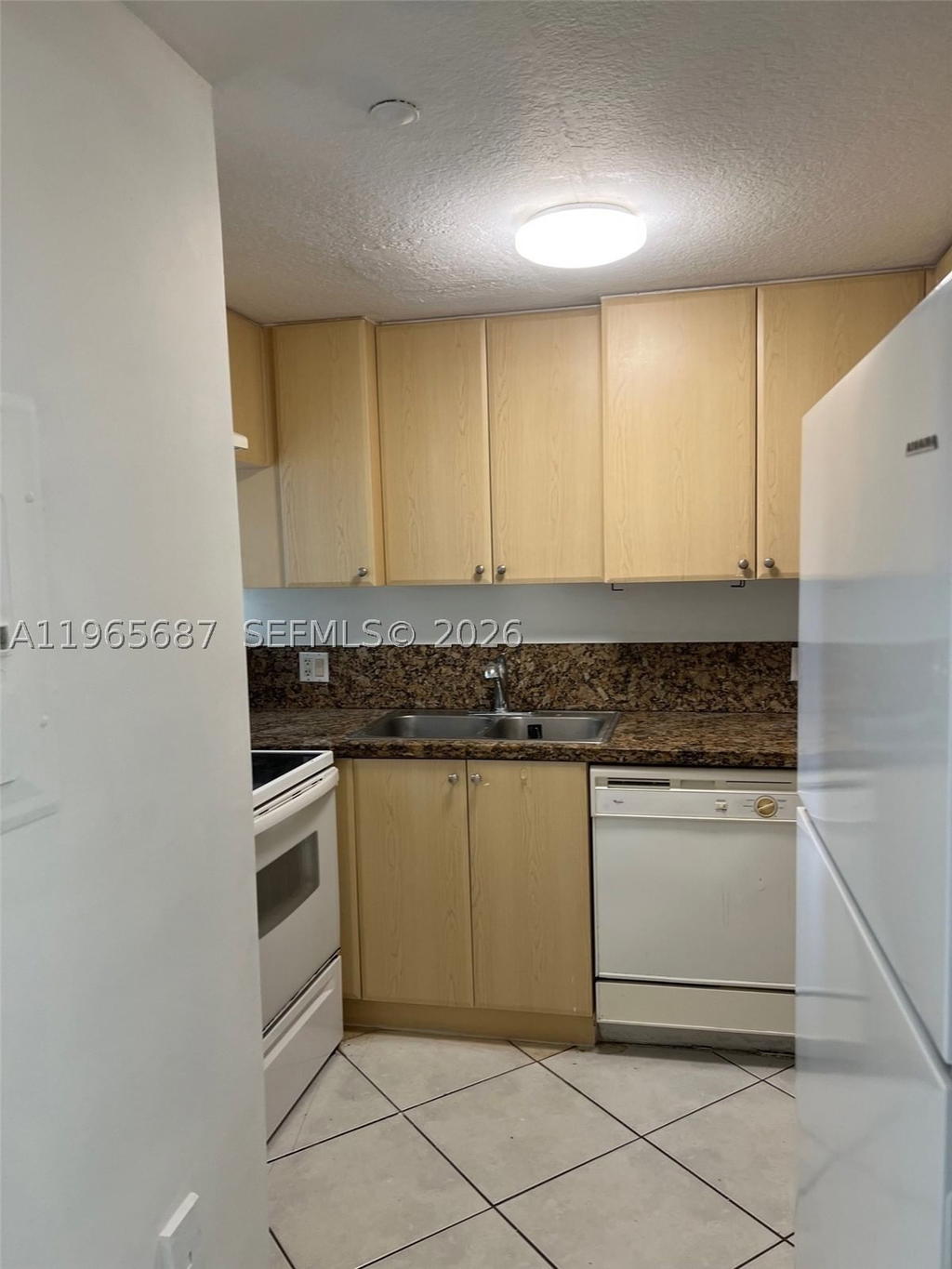 Real estate property located at 12645 91st St #202, Miami-dade, The Shamrock Condo, Miami, FL