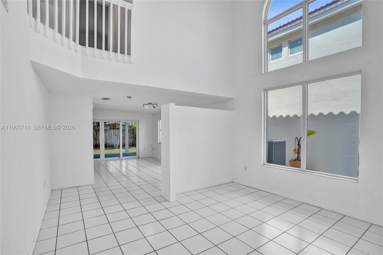 Real estate property located at 15502 137th Pl, Miami-dade, Roger Homes, Miami, FL