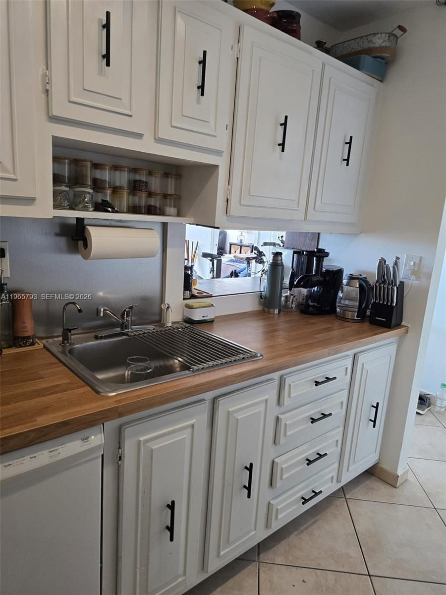 Real estate property located at 2450 135th St #508, Miami-dade, Waterside Towers Condo, North Miami, FL