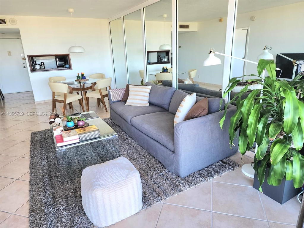 Real estate property located at 2450 135th St #508, Miami-dade, Waterside Towers Condo, North Miami, FL
