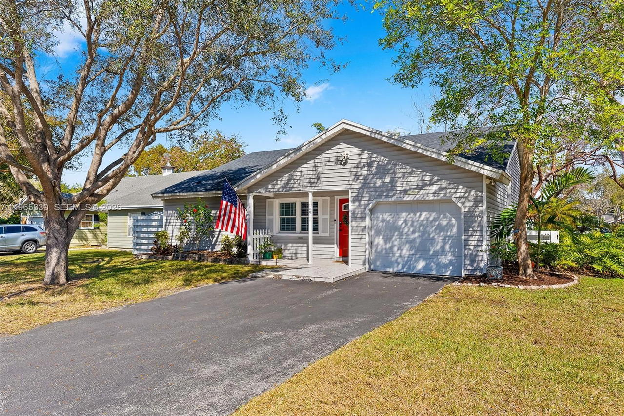 Real estate property located at 14911 139th Pl, Miami-dade, Country Walk Sec 2, Miami, FL