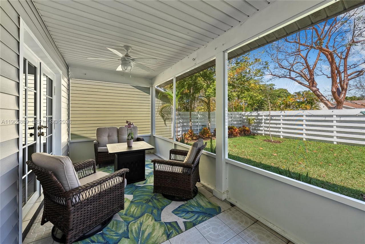 Real estate property located at 14911 139th Pl, Miami-dade, Country Walk Sec 2, Miami, FL