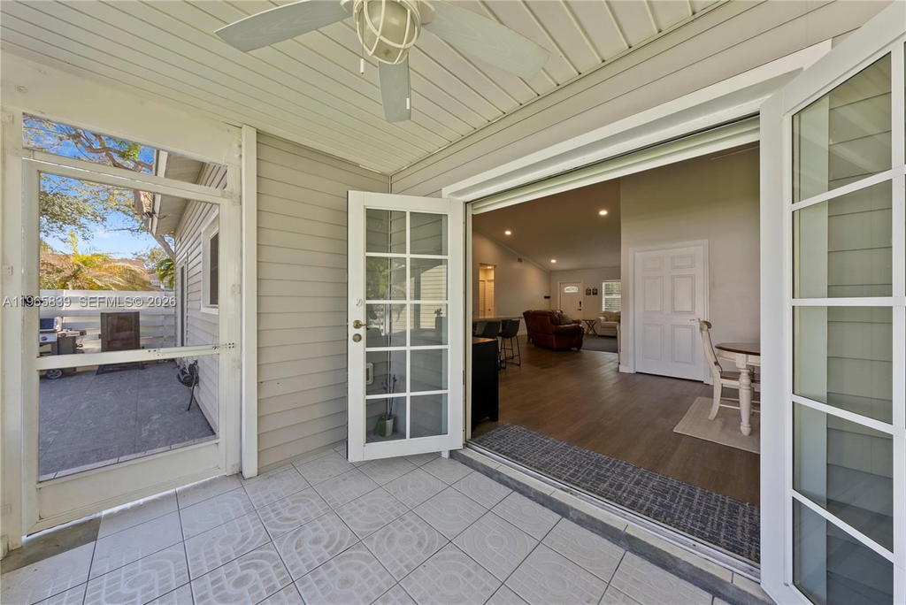 Real estate property located at 14911 139th Pl, Miami-dade, Country Walk Sec 2, Miami, FL