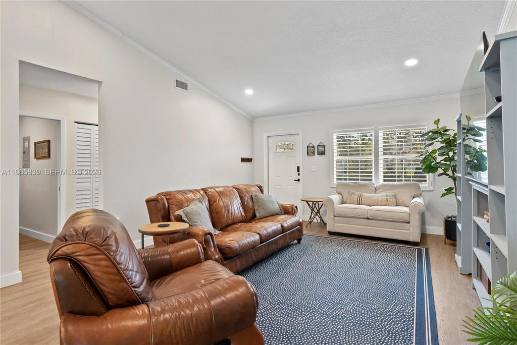 Real estate property located at 14911 139th Pl, Miami-dade, Country Walk Sec 2, Miami, FL