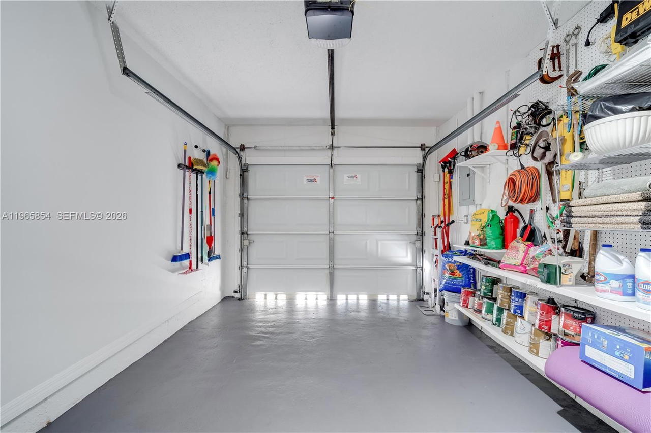 Real estate property located at 11465 60th St, Miami-dade, Coral Creek, Miami, FL