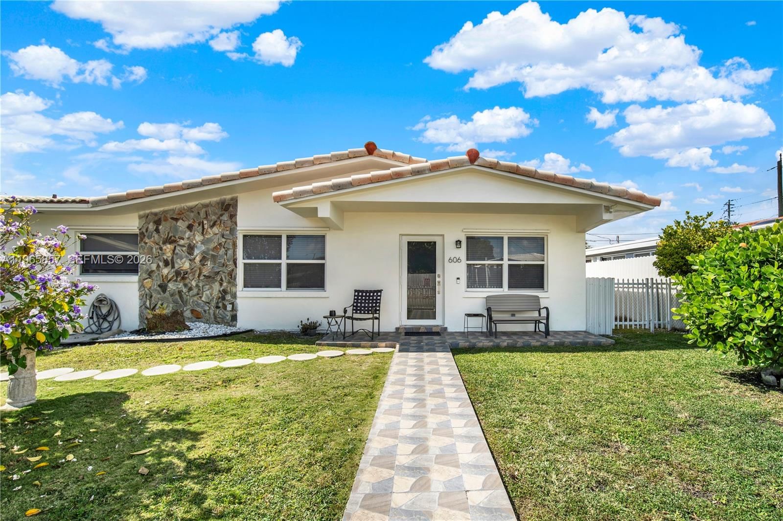 Real estate property located at 606 58th Ct, Miami-dade, Perry Vista, Miami, FL