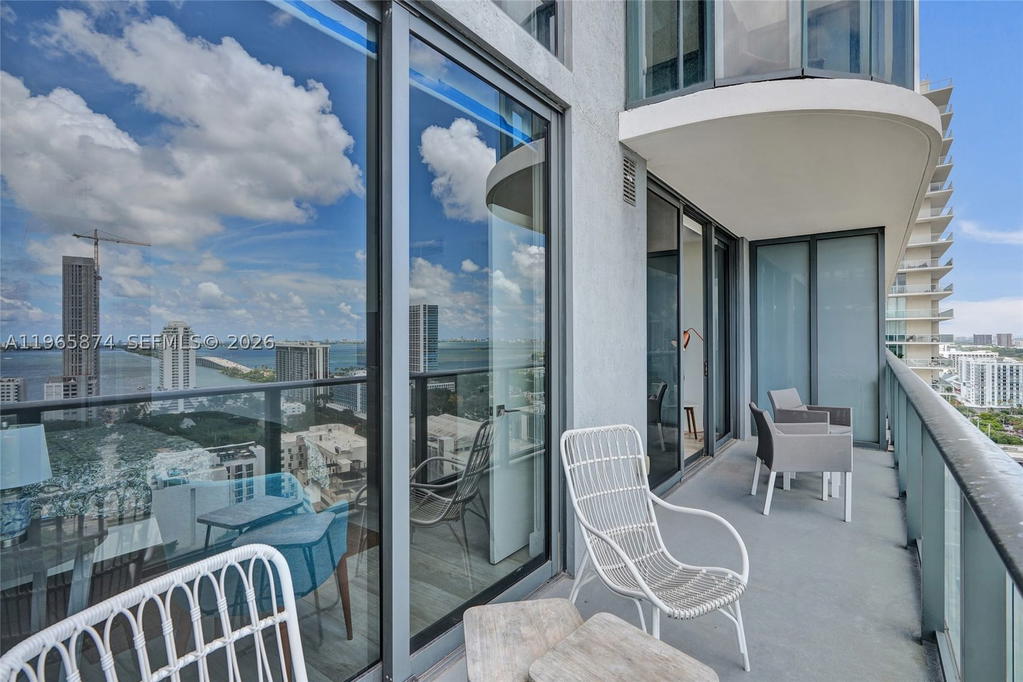 Real estate property located at 121 34th St #2205, Miami-dade, 3401 Midtown Condo, Miami, FL