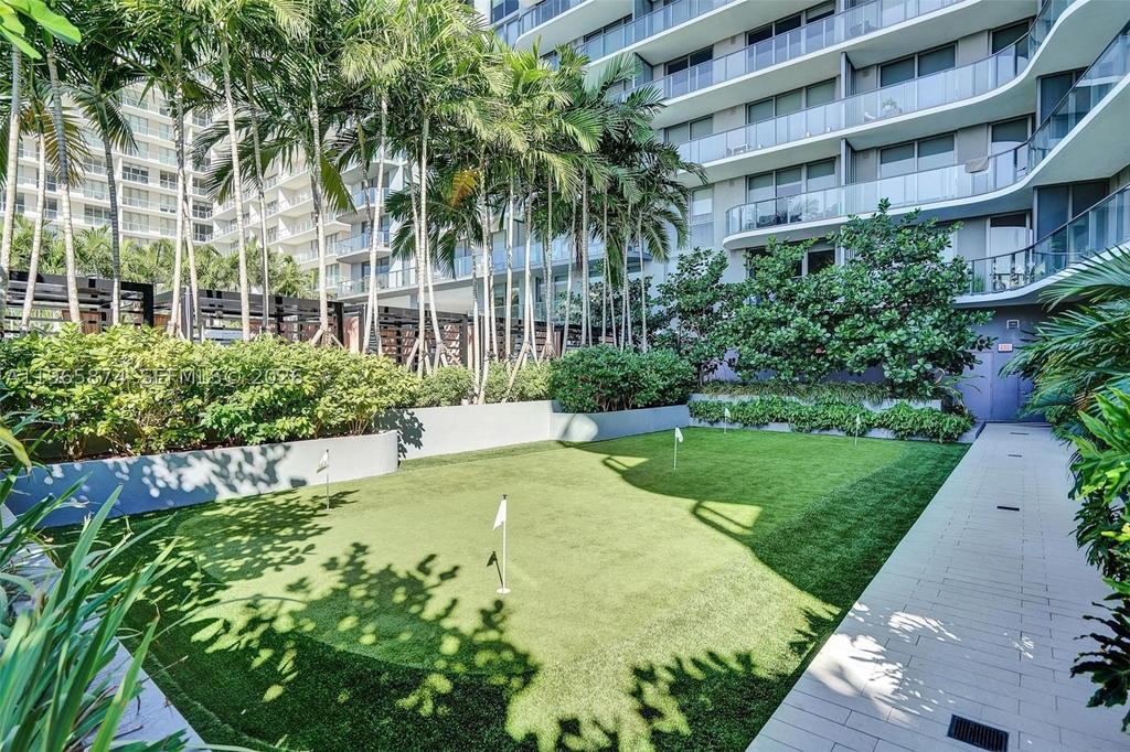 Real estate property located at 121 34th St #2205, Miami-dade, 3401 Midtown Condo, Miami, FL