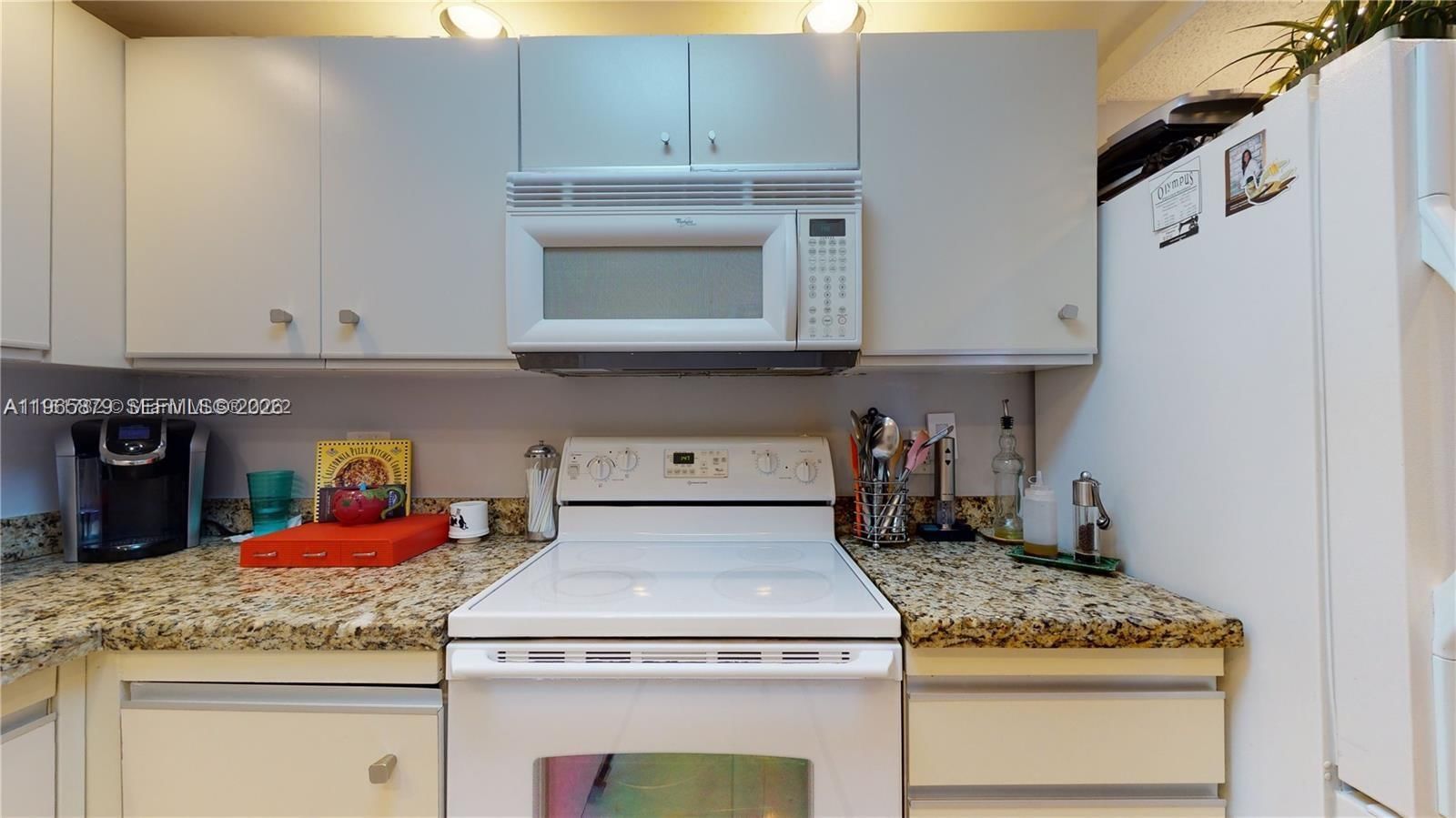 Real estate property located at 2500 PARKVIEW DR #417, Broward, Olympus Condo, Hallandale Beach, FL