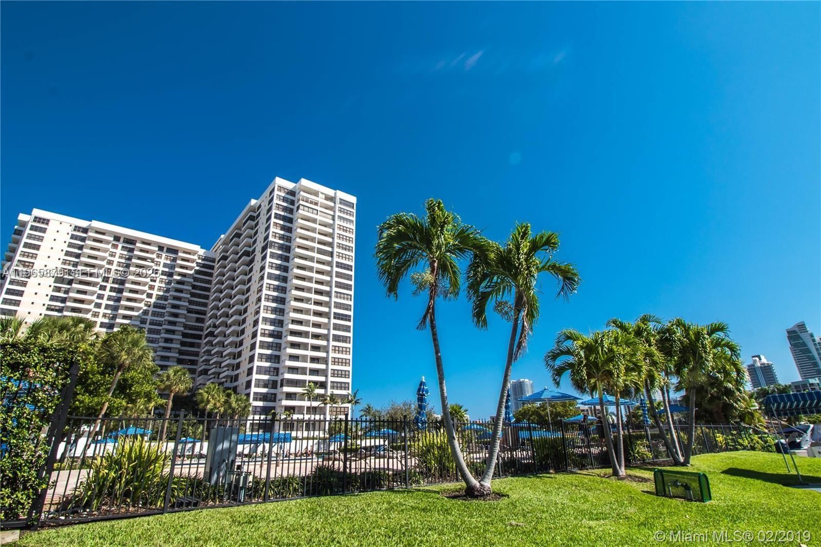 Real estate property located at 2500 PARKVIEW DR #417, Broward, Olympus Condo, Hallandale Beach, FL