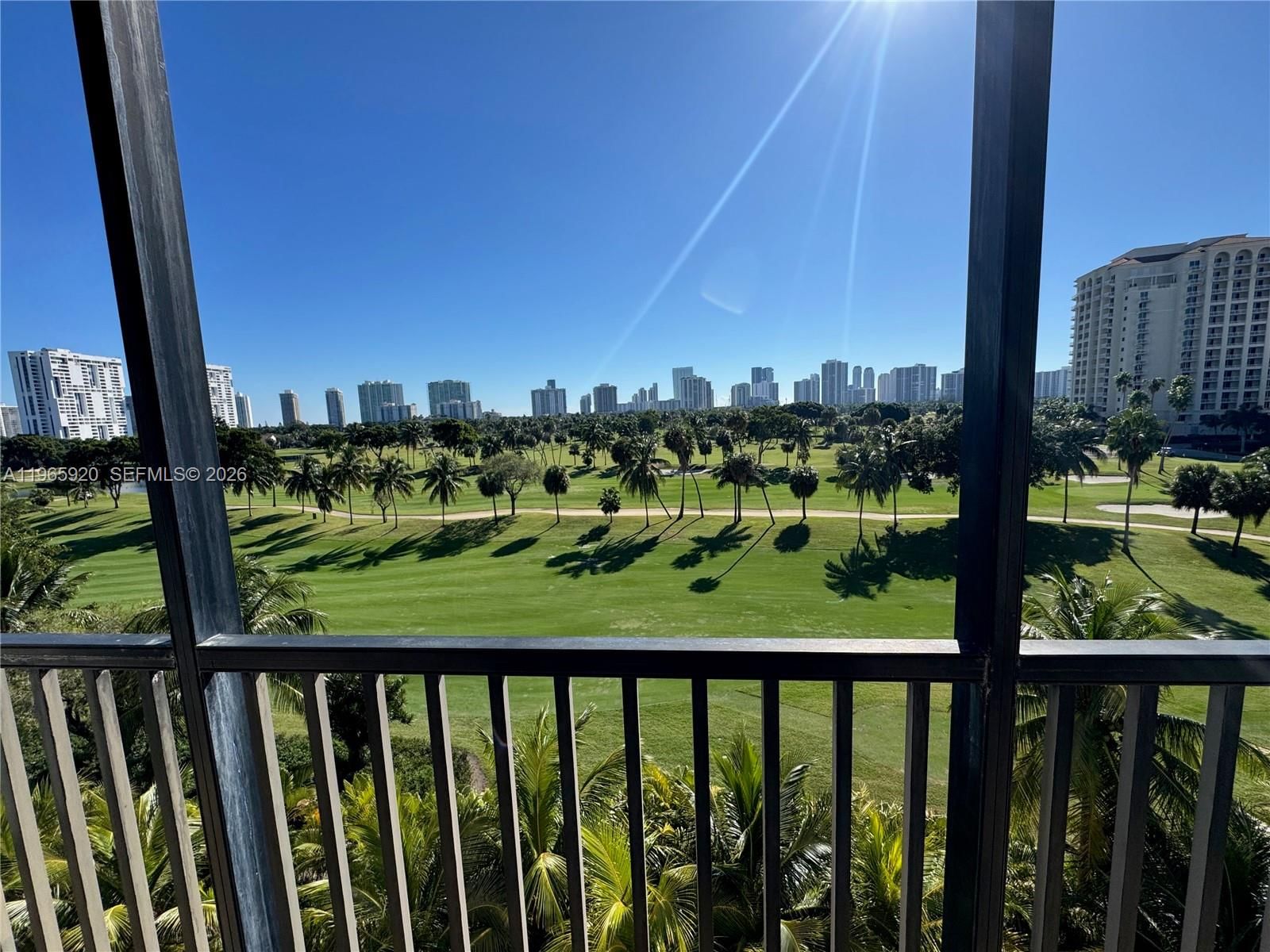 Real estate property located at 20335 Country Club Dr #608, Miami-dade, Coronado Condo-tower Ii, Aventura, FL