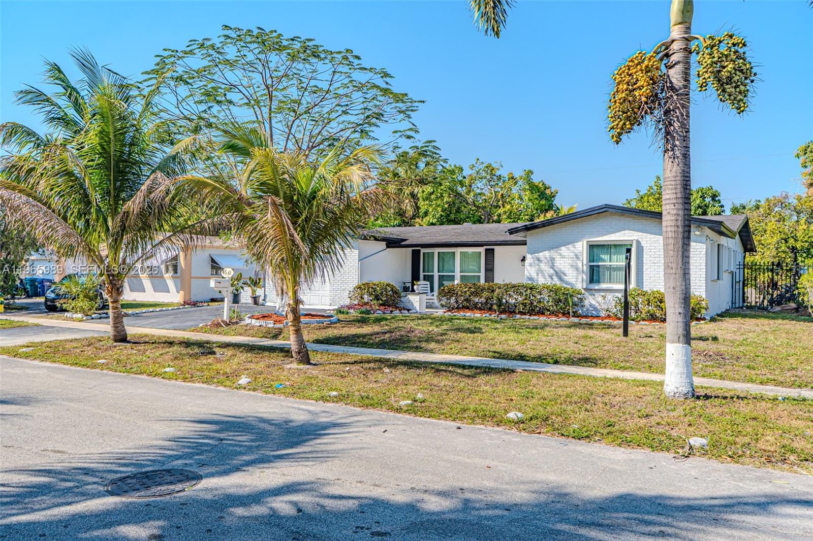 Real estate property located at 4541 23rd St, Broward, Flair Sub No Nine, Lauderhill, FL