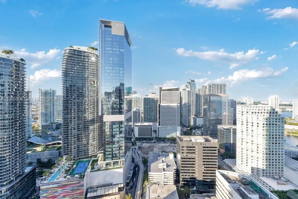 Real estate property located at 1010 Brickell Ave #4011, Miami-dade, 1010 Brickell Condo, Miami, FL