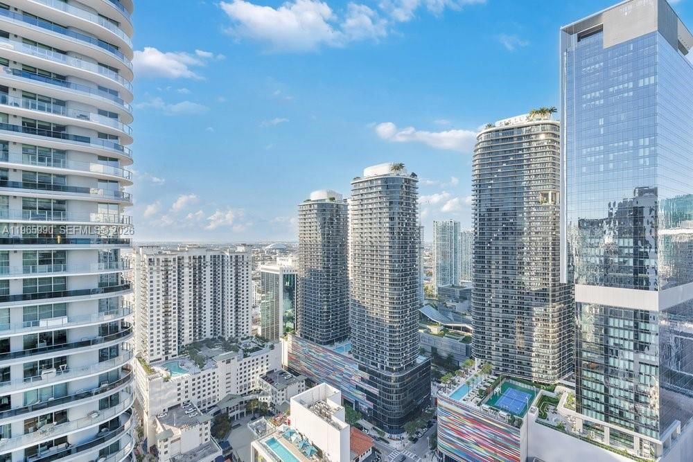 Real estate property located at 1010 Brickell Ave #4011, Miami-dade, 1010 Brickell Condo, Miami, FL