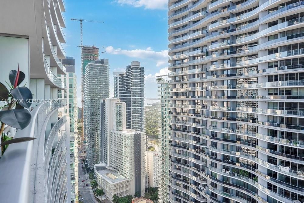Real estate property located at 1010 Brickell Ave #4011, Miami-dade, 1010 Brickell Condo, Miami, FL