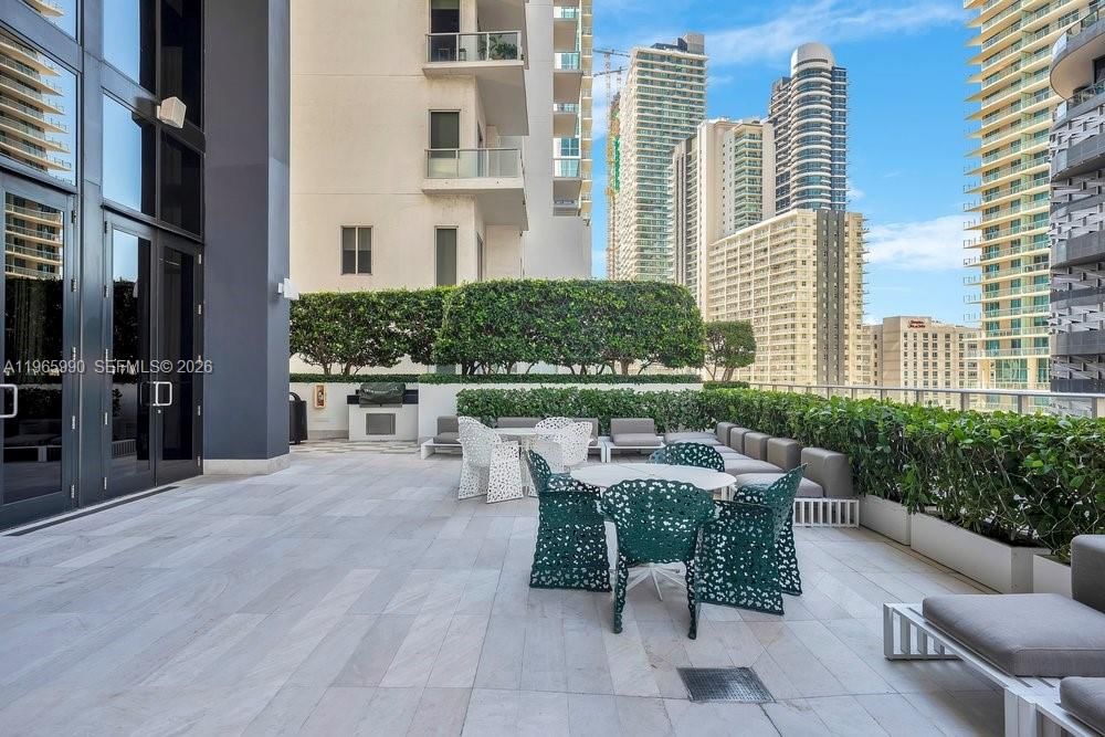 Real estate property located at 1010 Brickell Ave #4011, Miami-dade, 1010 Brickell Condo, Miami, FL