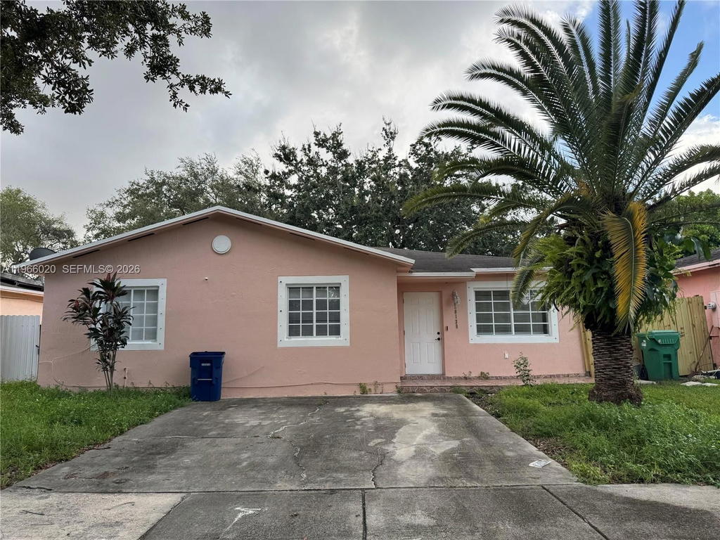 Real estate property located at 20138 38th Pl, Miami-dade, Watermen Homes 1st Addn, Miami Gardens, FL