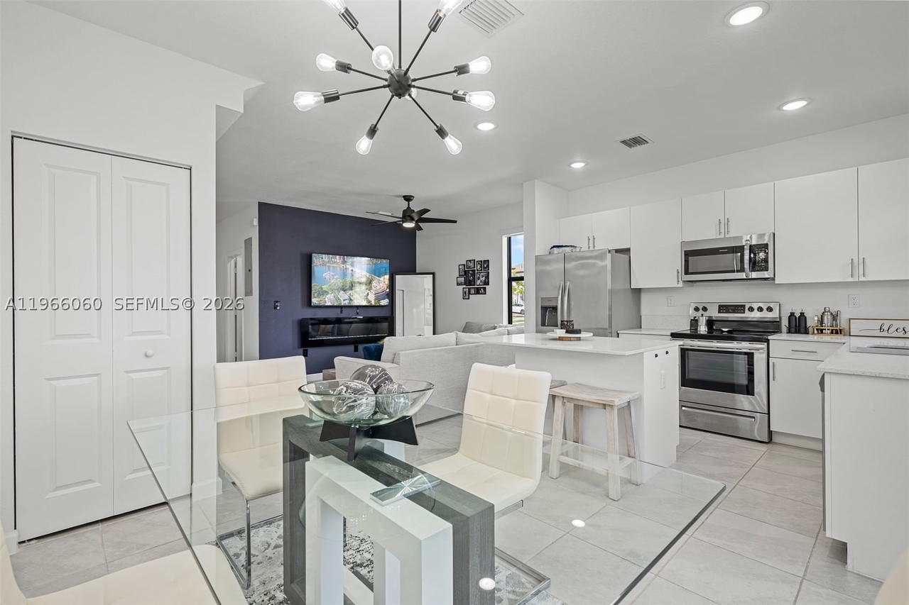 Real estate property located at 9941 231st Ln #9941, Miami-dade, Enclave South Phase 2, Miami, FL