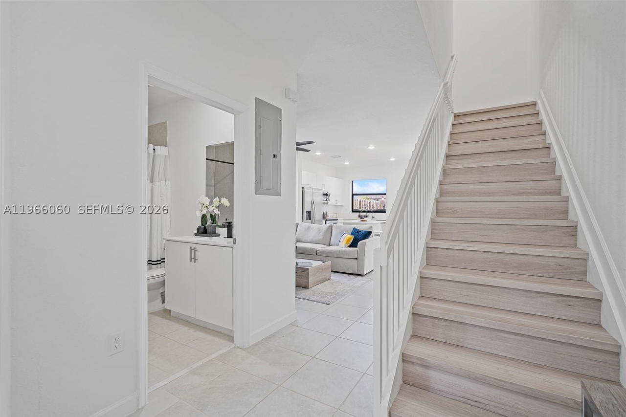 Real estate property located at 9941 231st Ln #9941, Miami-dade, Enclave South Phase 2, Miami, FL