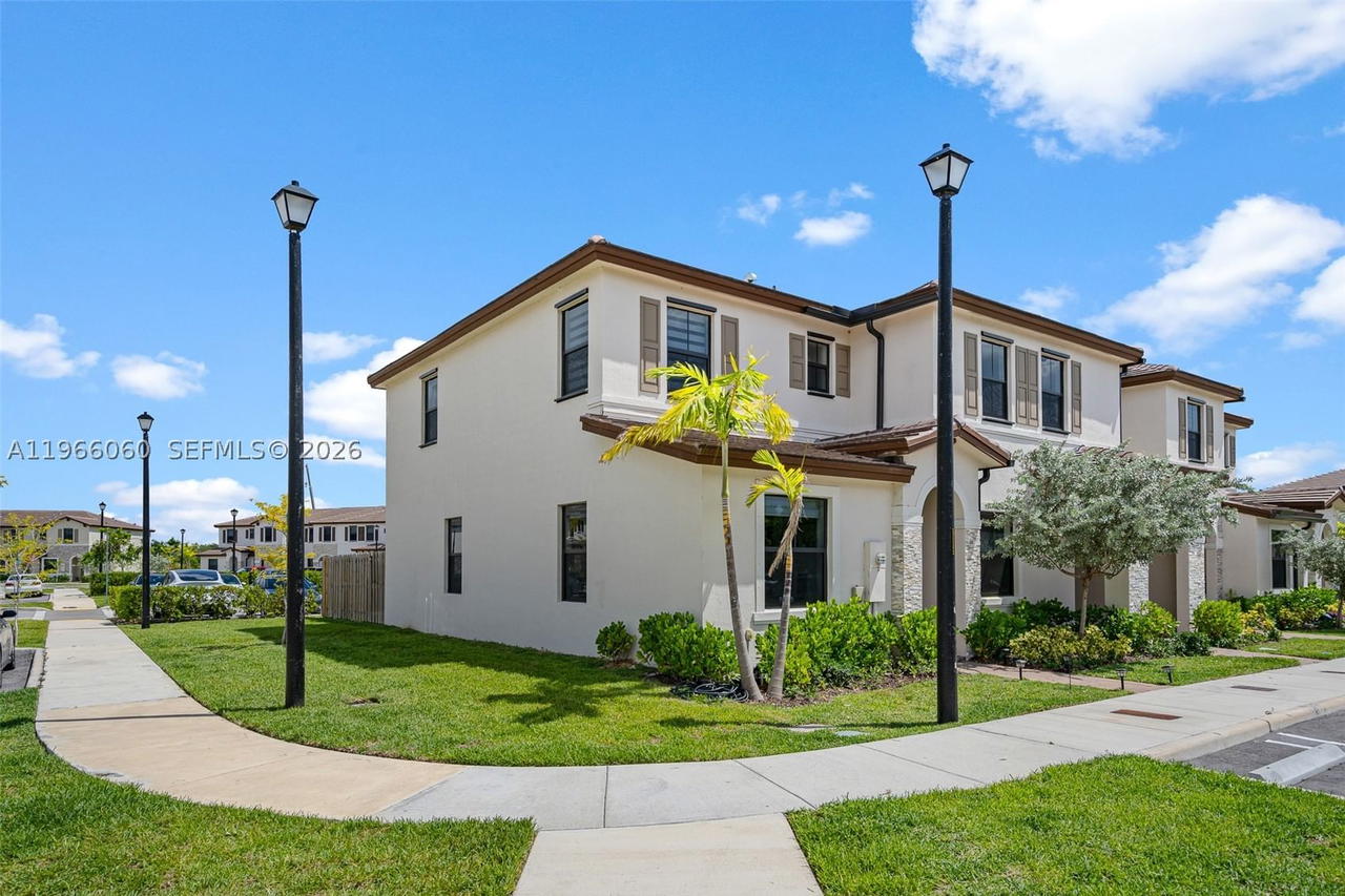 Real estate property located at 9941 231st Ln #9941, Miami-dade, Enclave South Phase 2, Miami, FL