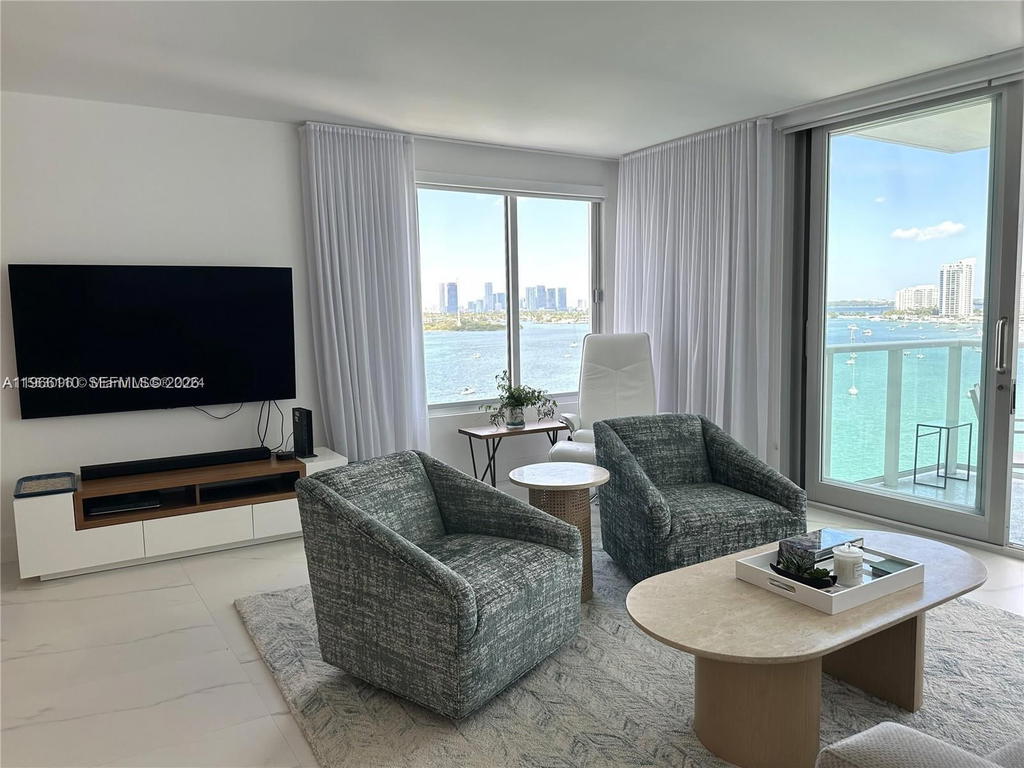 Real estate property located at 1000 West Ave #1024, Miami-dade, Mirador 1000 Condo, Miami Beach, FL