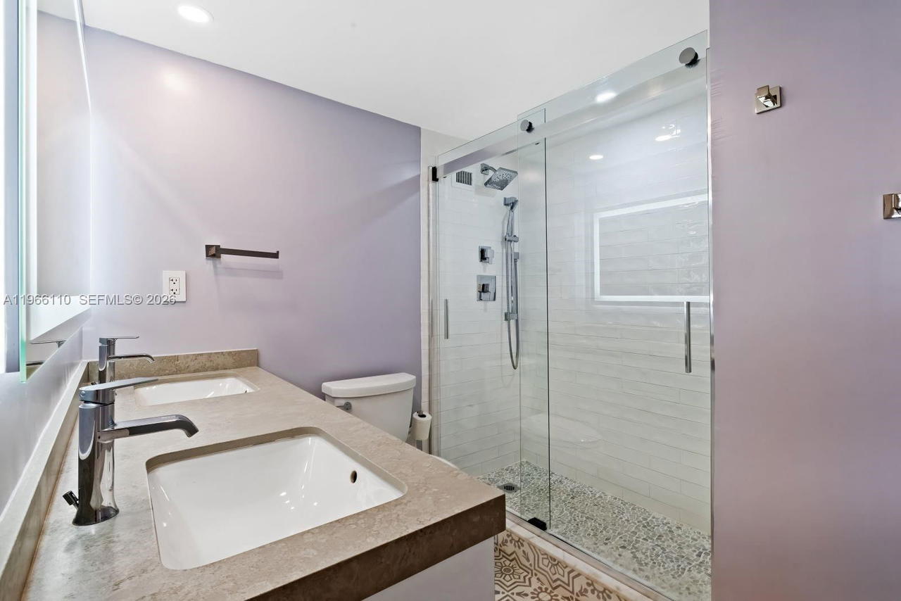 Real estate property located at 1000 West Ave #1024, Miami-dade, Mirador 1000 Condo, Miami Beach, FL