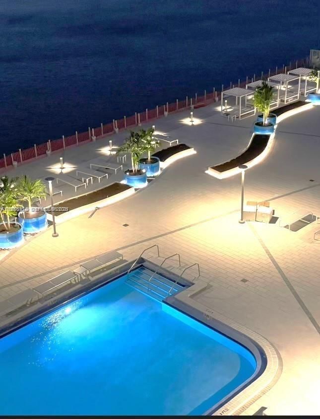 Real estate property located at 1000 West Ave #1024, Miami-dade, Mirador 1000 Condo, Miami Beach, FL