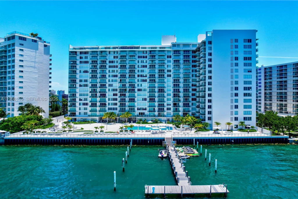 Real estate property located at 1000 West Ave #1024, Miami-dade, Mirador 1000 Condo, Miami Beach, FL