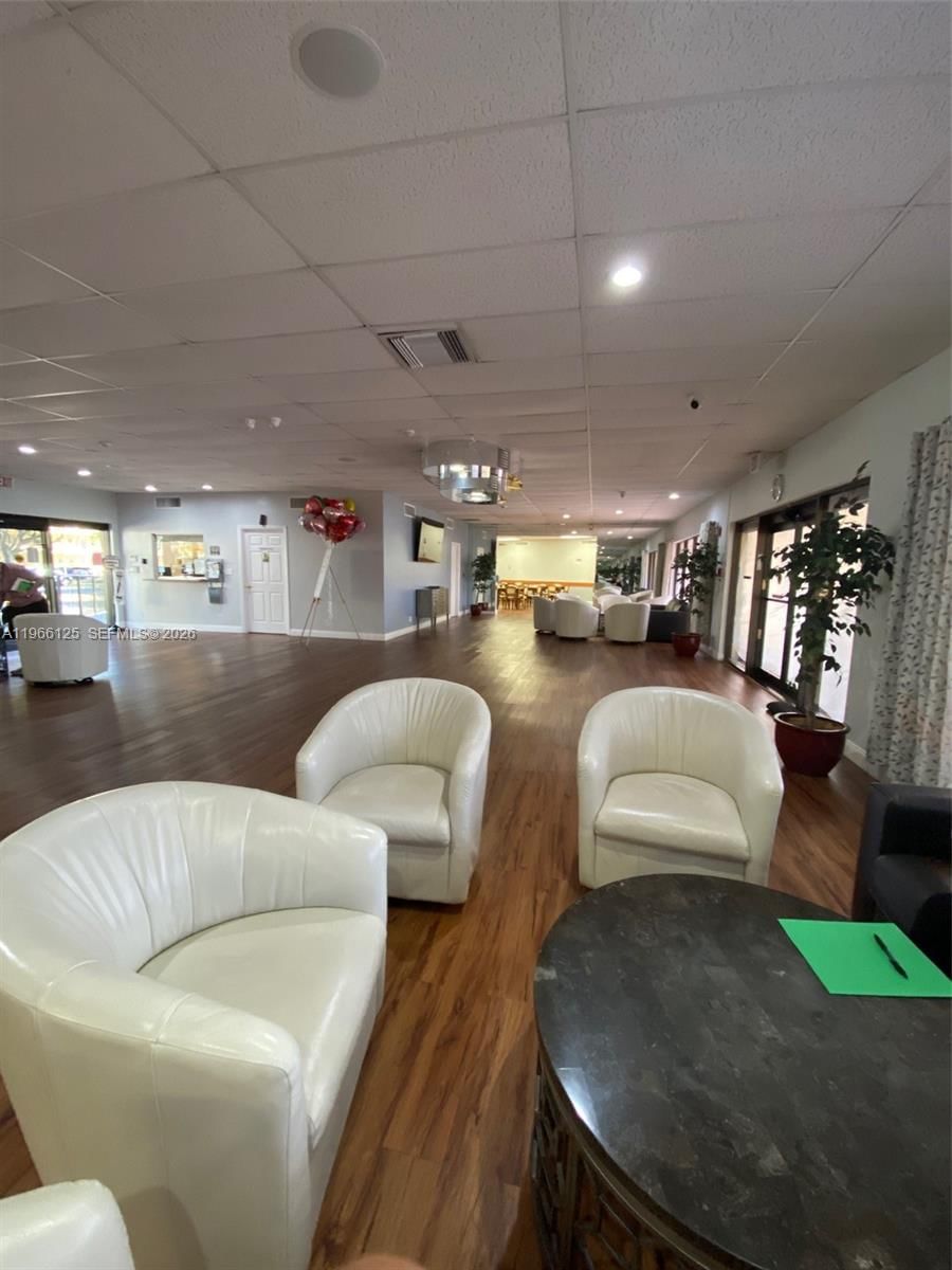 Real estate property located at 201 Berkley Rd #105, Broward, Ashbury House East, Hollywood, FL