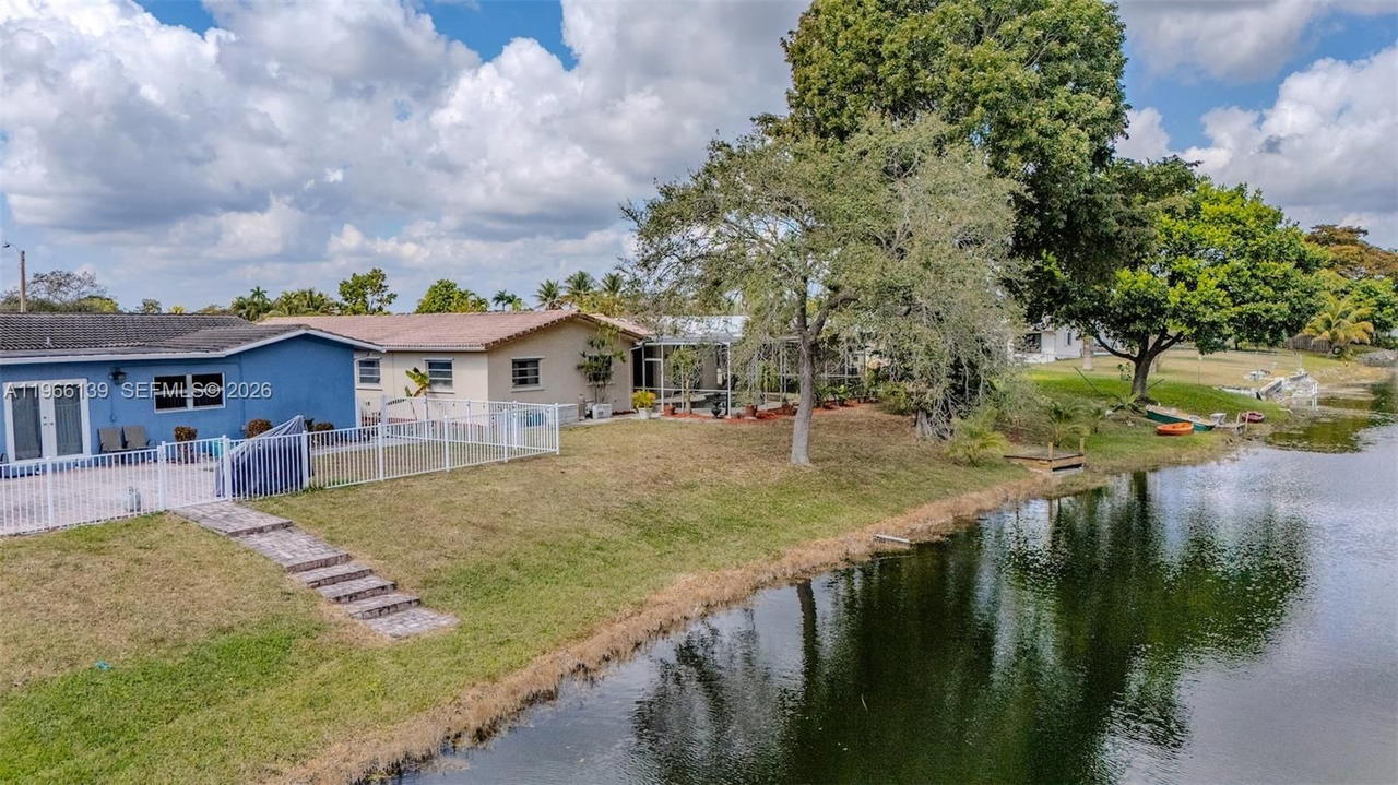 Real estate property located at 2040 66th Ave, Broward, Margate Shores, Margate, FL