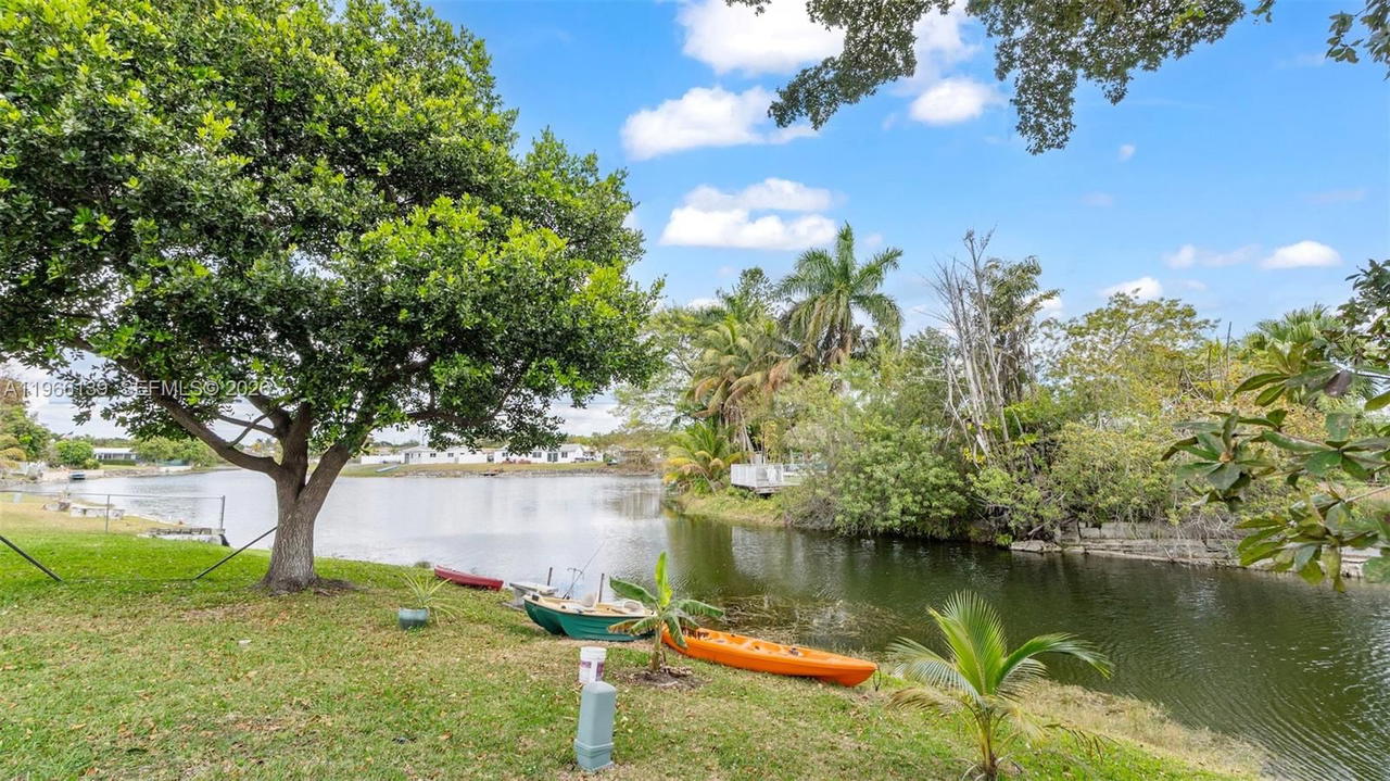 Real estate property located at 2040 66th Ave, Broward, Margate Shores, Margate, FL