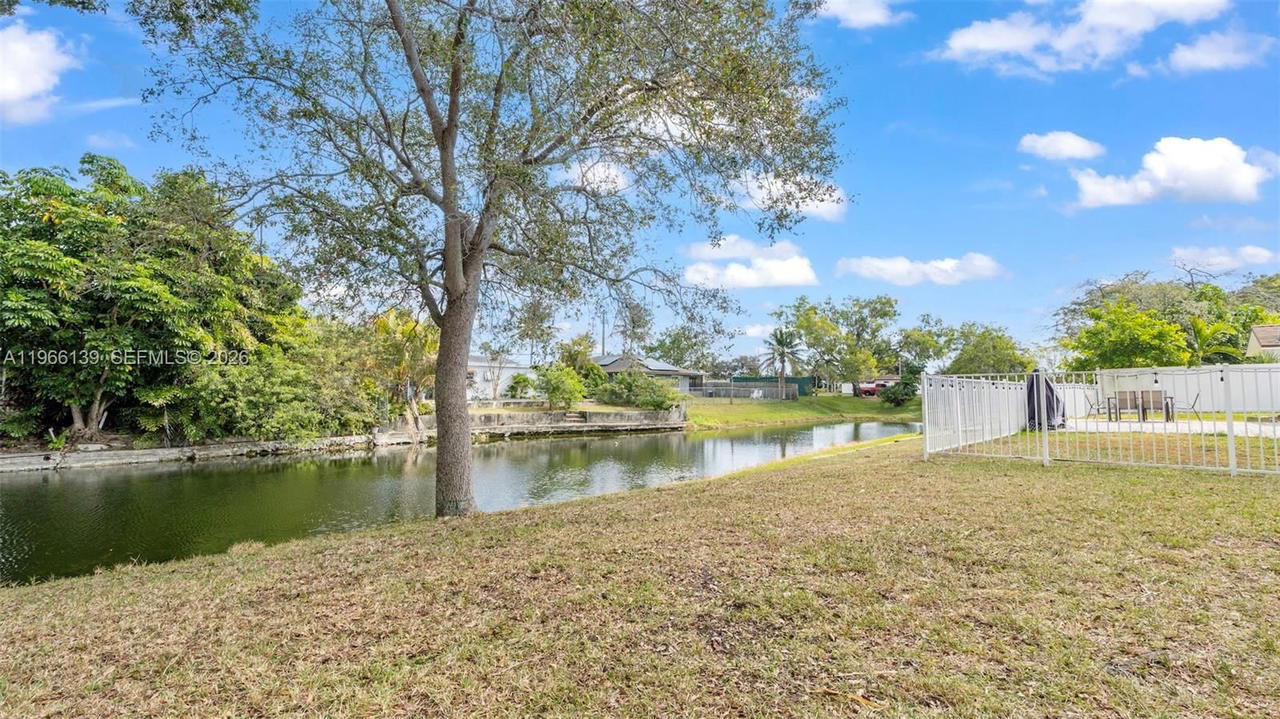Real estate property located at 2040 66th Ave, Broward, Margate Shores, Margate, FL