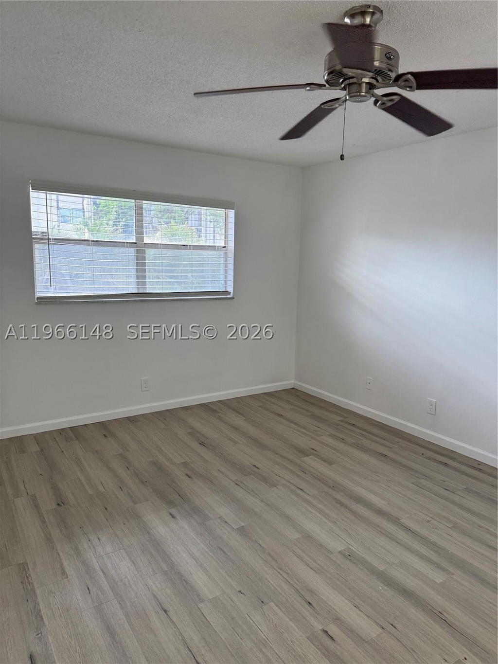 Real estate property located at 6301 Fall Circle Dr #213, Broward, Falls Of Inverrrary, Lauderhill, FL