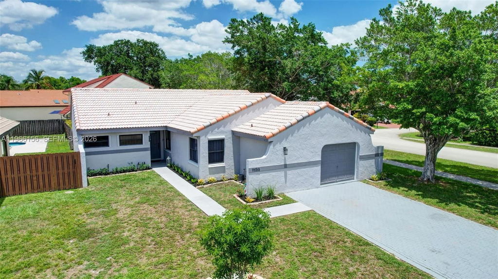 Real estate property located at 11955 Brim Way, Broward, Rock Creek - Tierra Vista, Cooper City, FL