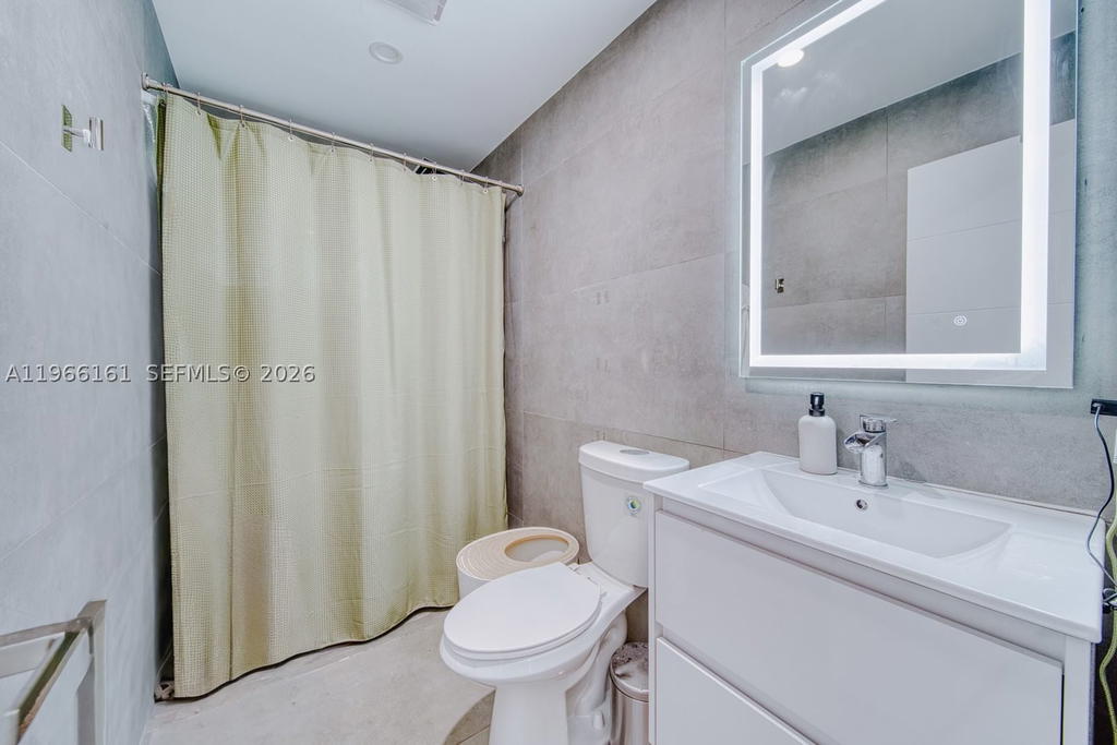 Real estate property located at 2841 24th Ter, Miami-dade, The Pines, Miami, FL